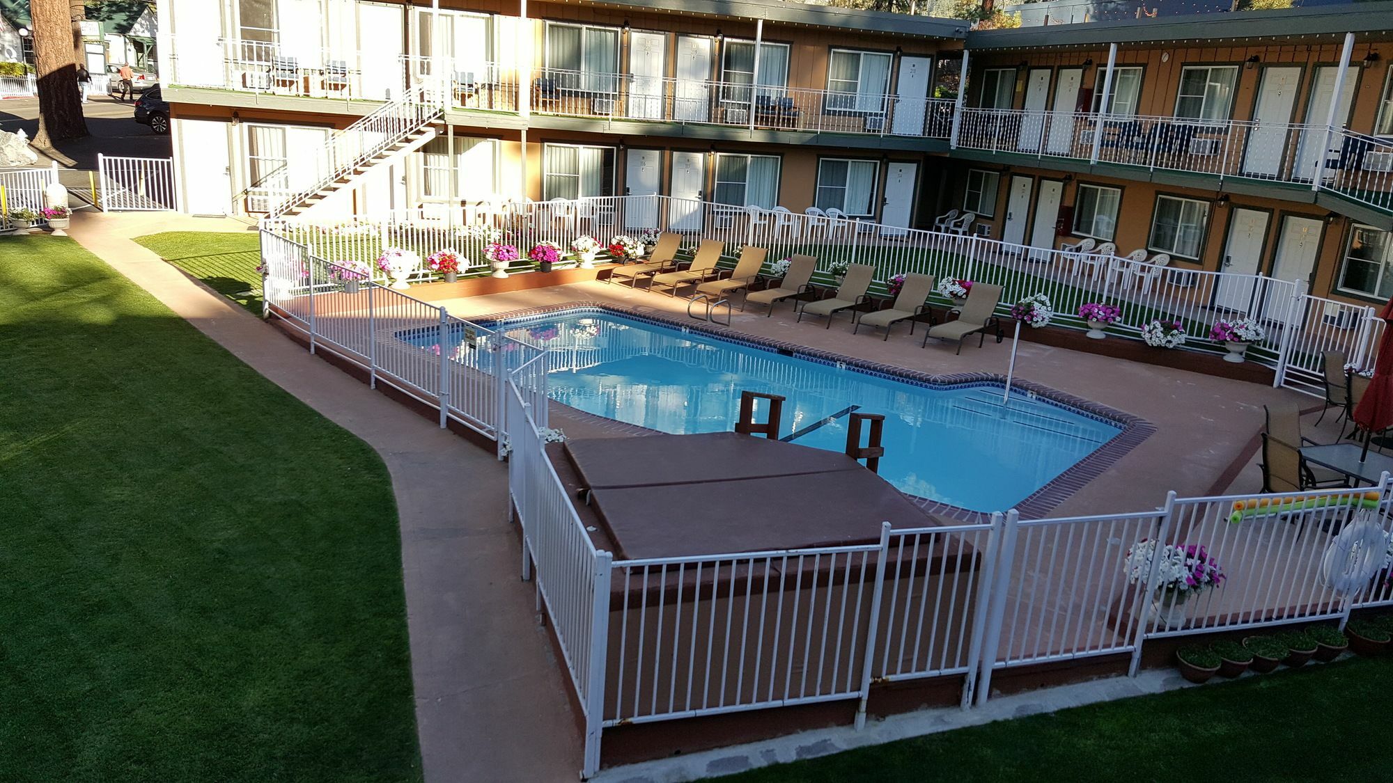 Alpine Inn&Spa South Lake Tahoe Esterno foto